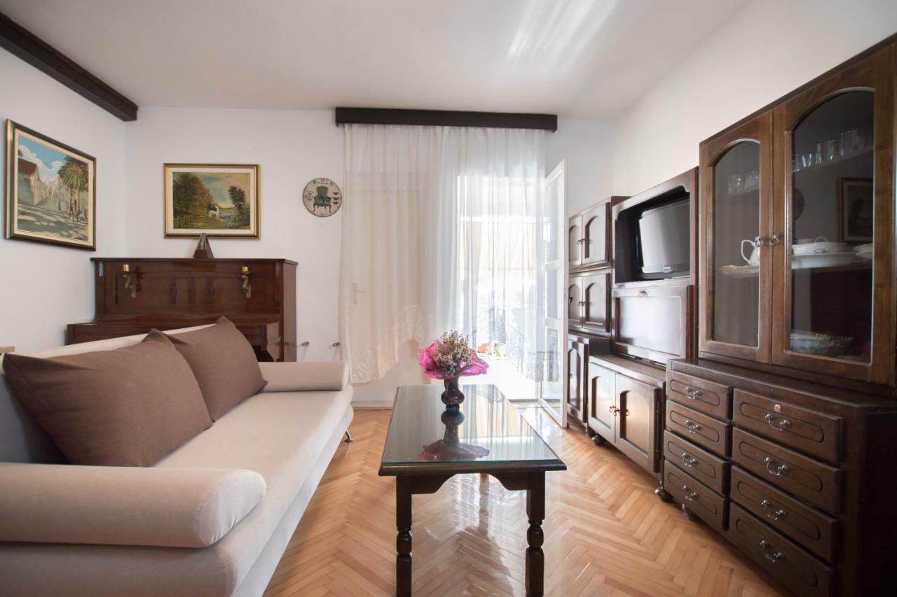 Apartment Cherie Трогир Экстерьер фото